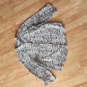 Women's Alfred Dunner animal print blouse. Sz 18.